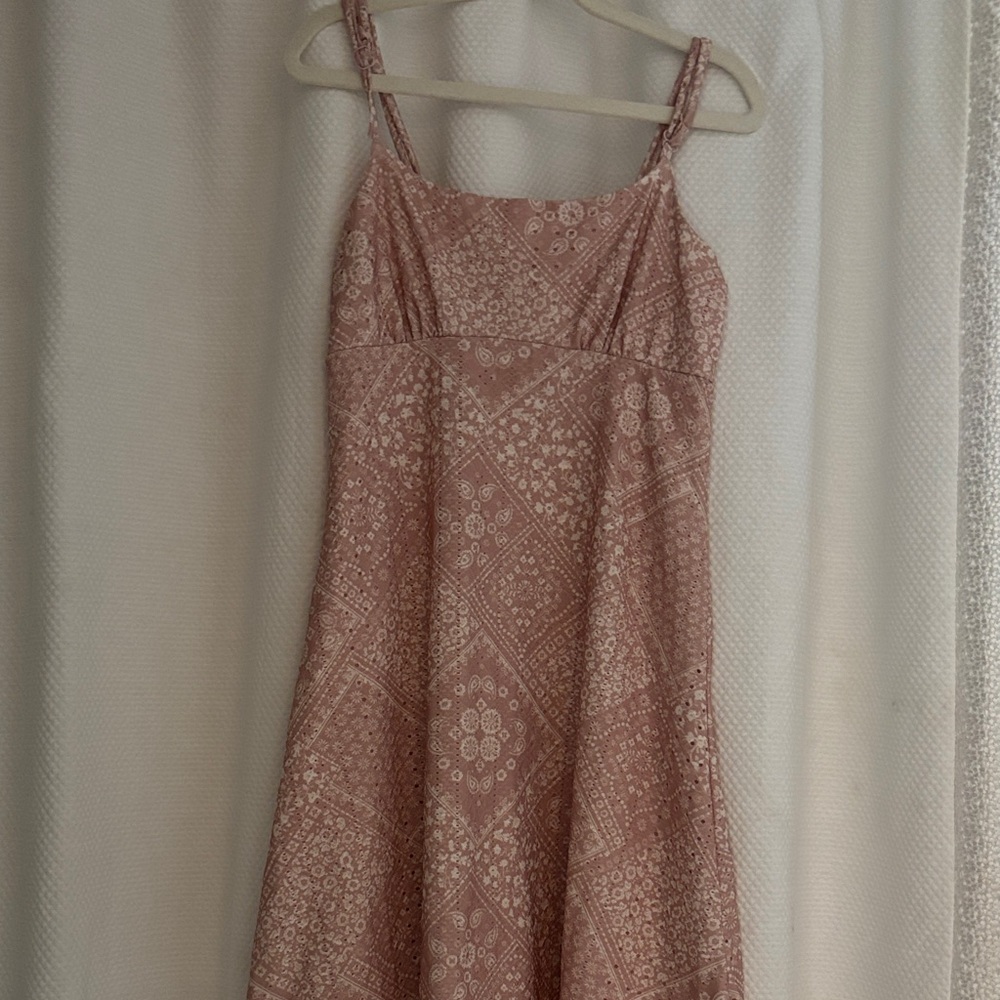 Elegant Pink Patterned Dress